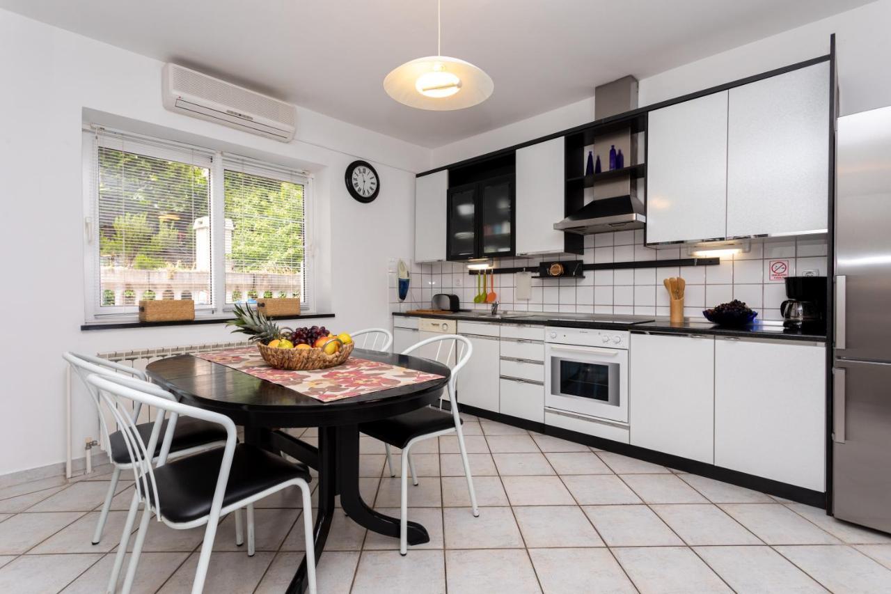 Apartman Maris 비르브닉 외부 사진